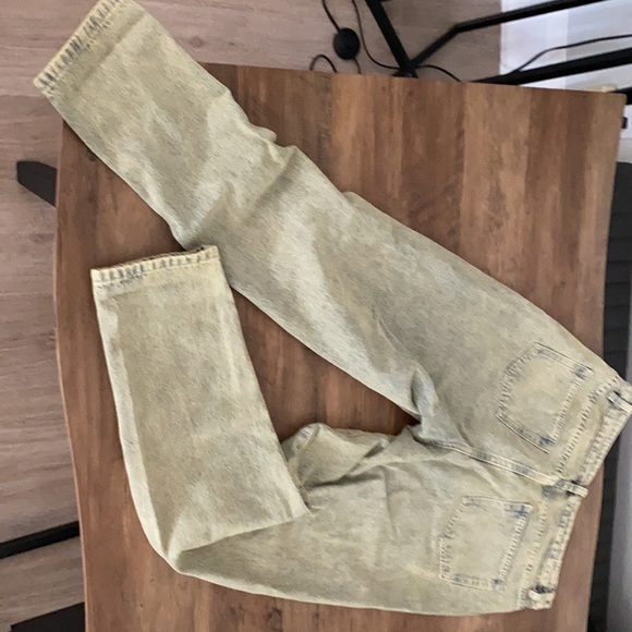 Misguided “riot” high rise mom Jean - Picture 2 of 3